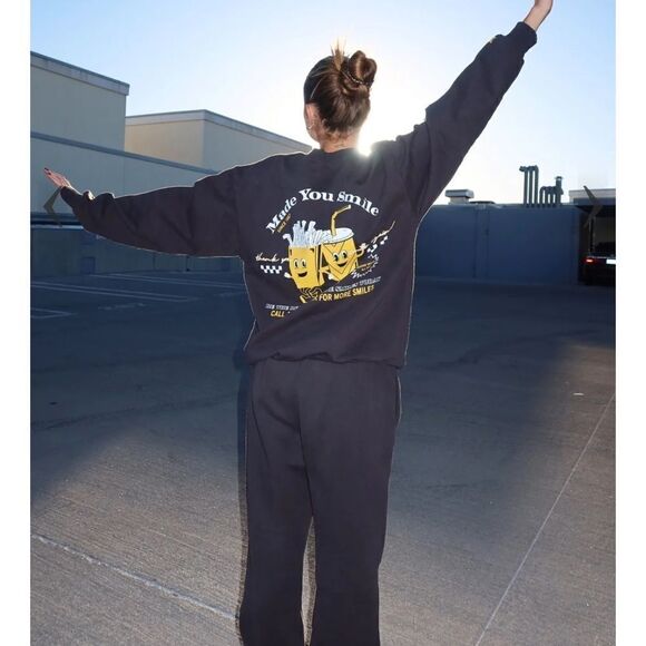 New Mayfair Group Made You Smile Jet Sweatpants - Picture 3 of 9